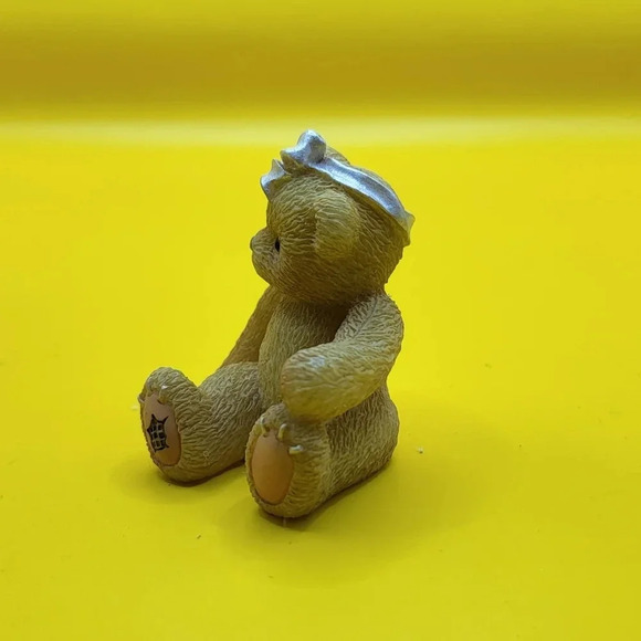 1998 Enesco Avon Exclusive Birthstone Bear Figurine - April Diamond 1.5x1.5 Inch - Picture 2 of 6